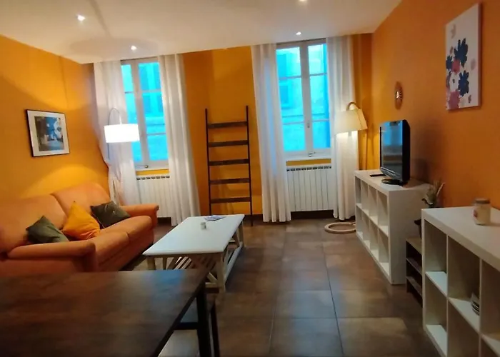 Bel Appartement Dans Le Centre D\'Avignon